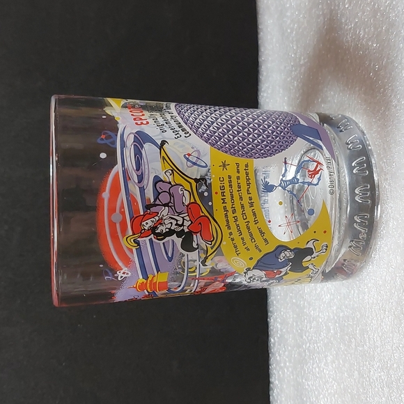 McDonald's Disney 100 Years Of Magic Glass Tumbler - Picture 3 of 7